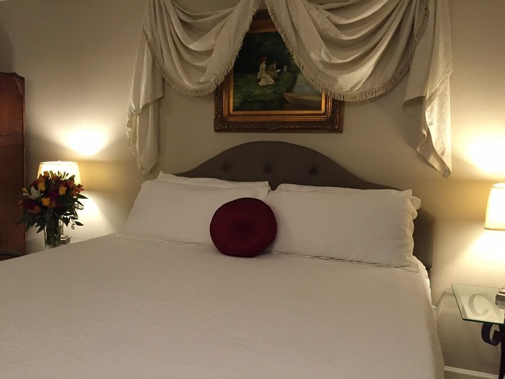 Square Inn Wimberley Buitenkant foto