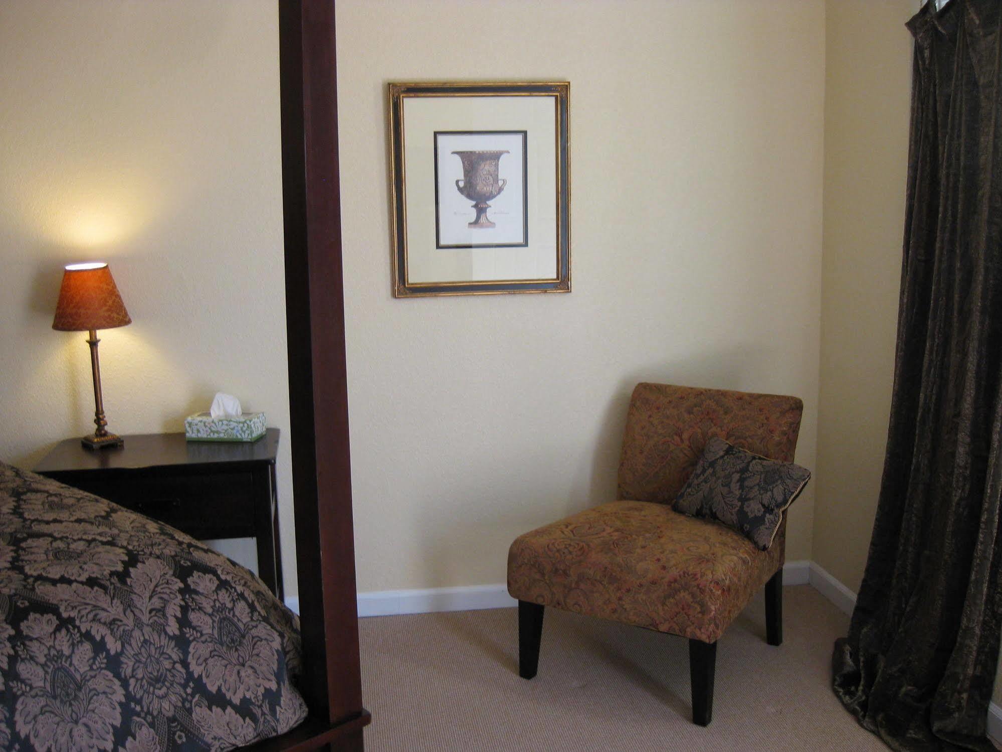 Square Inn Wimberley Buitenkant foto