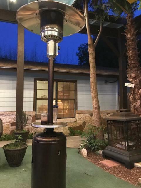 Square Inn Wimberley Buitenkant foto
