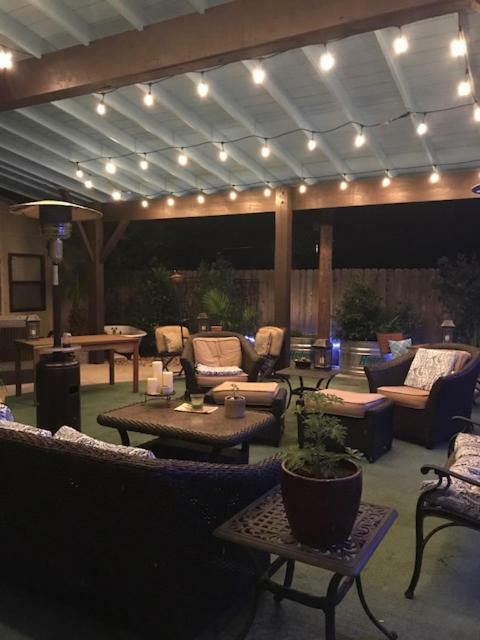 Square Inn Wimberley Buitenkant foto
